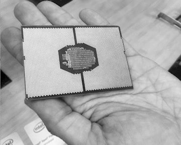 intel-skylake-xeon-package-back-bw2