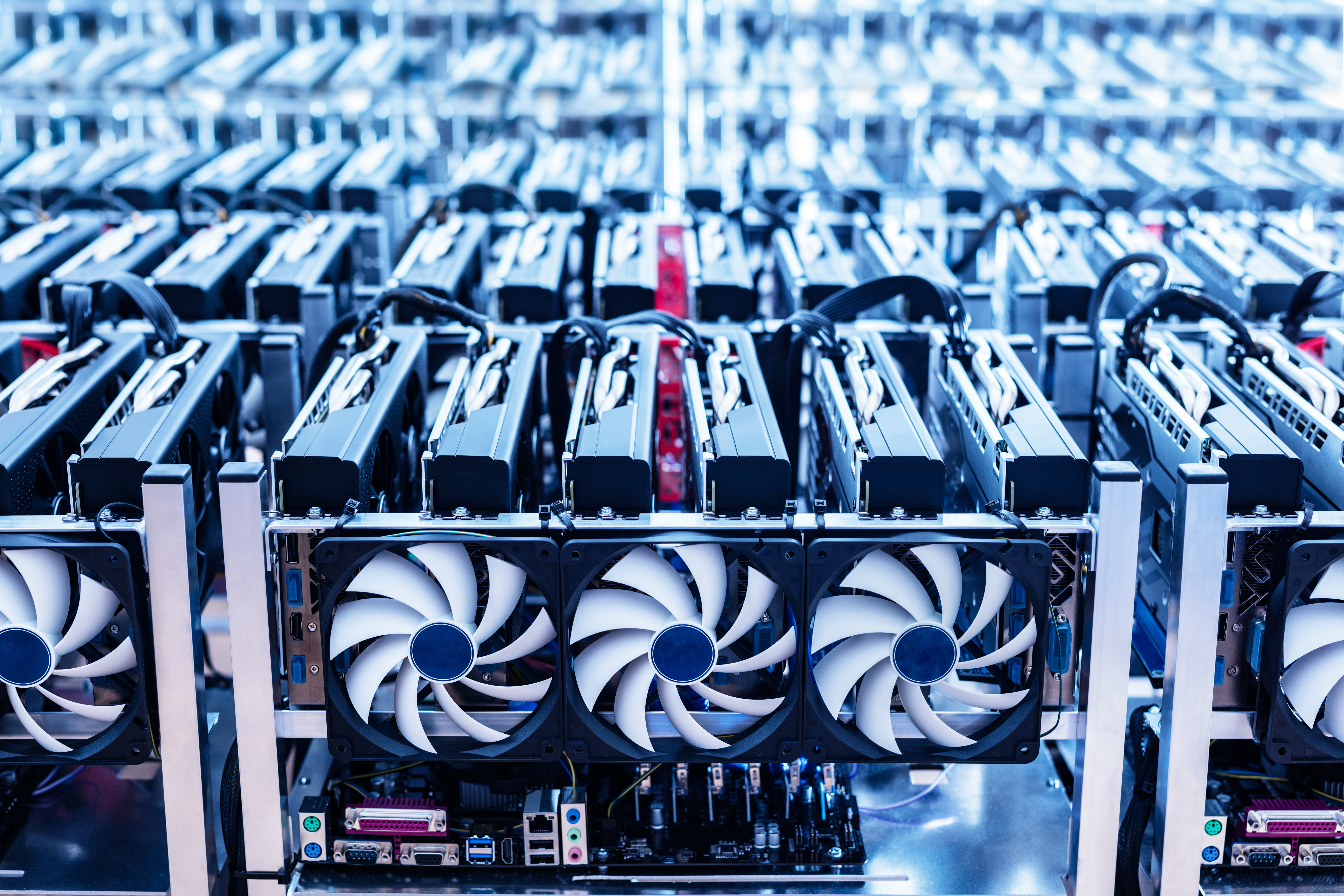 ab_bitcoin-mining-gpu-farm